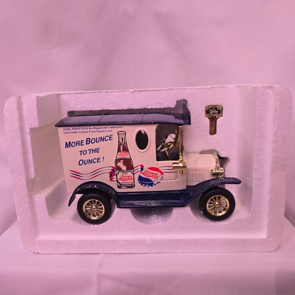 Vintage Golden Wheel Classic Pepsi Delivery Truck Diecast Coin Bank (New in box)